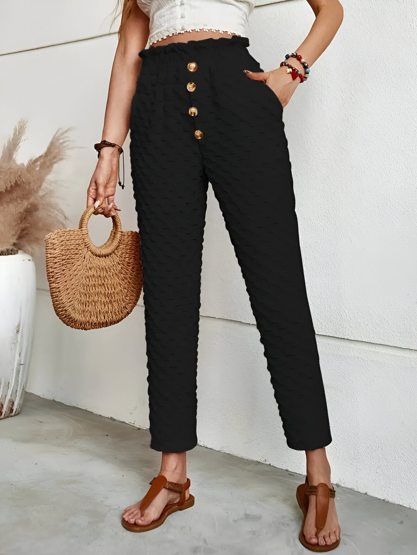 Hjordis | Elegant and comfortable slim-fit pants for all seasons