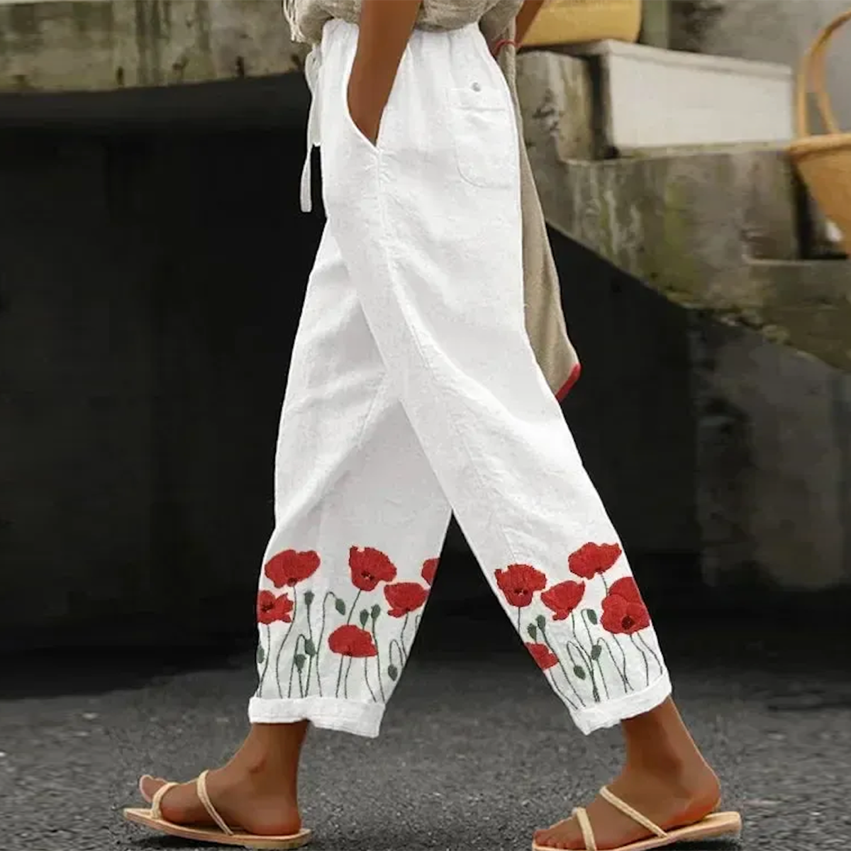 Relaxed and timeless summer pants