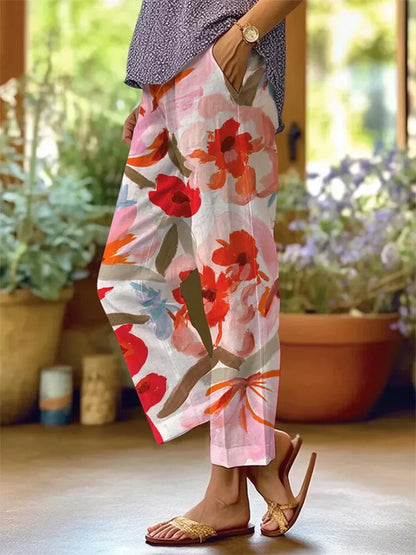 Women's pants with floral design