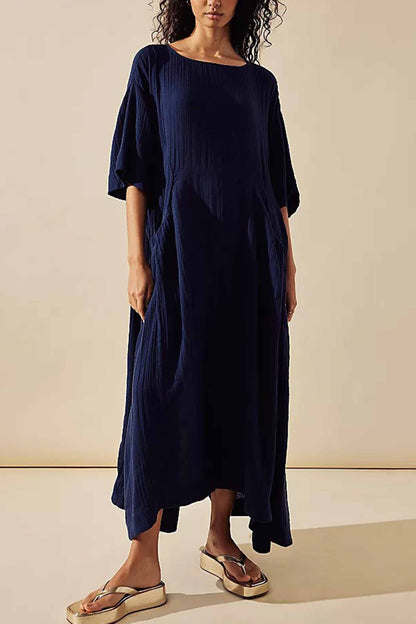 LP | Trendy short-sleeved, loose-fitting dress with ruched look for plus sizes