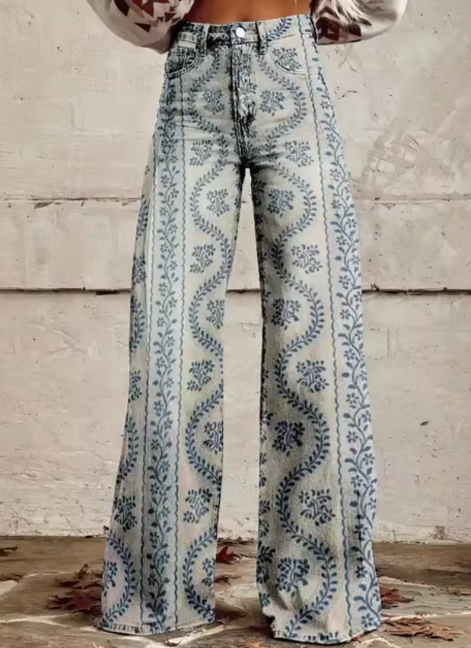 Wide pants with colorful print
