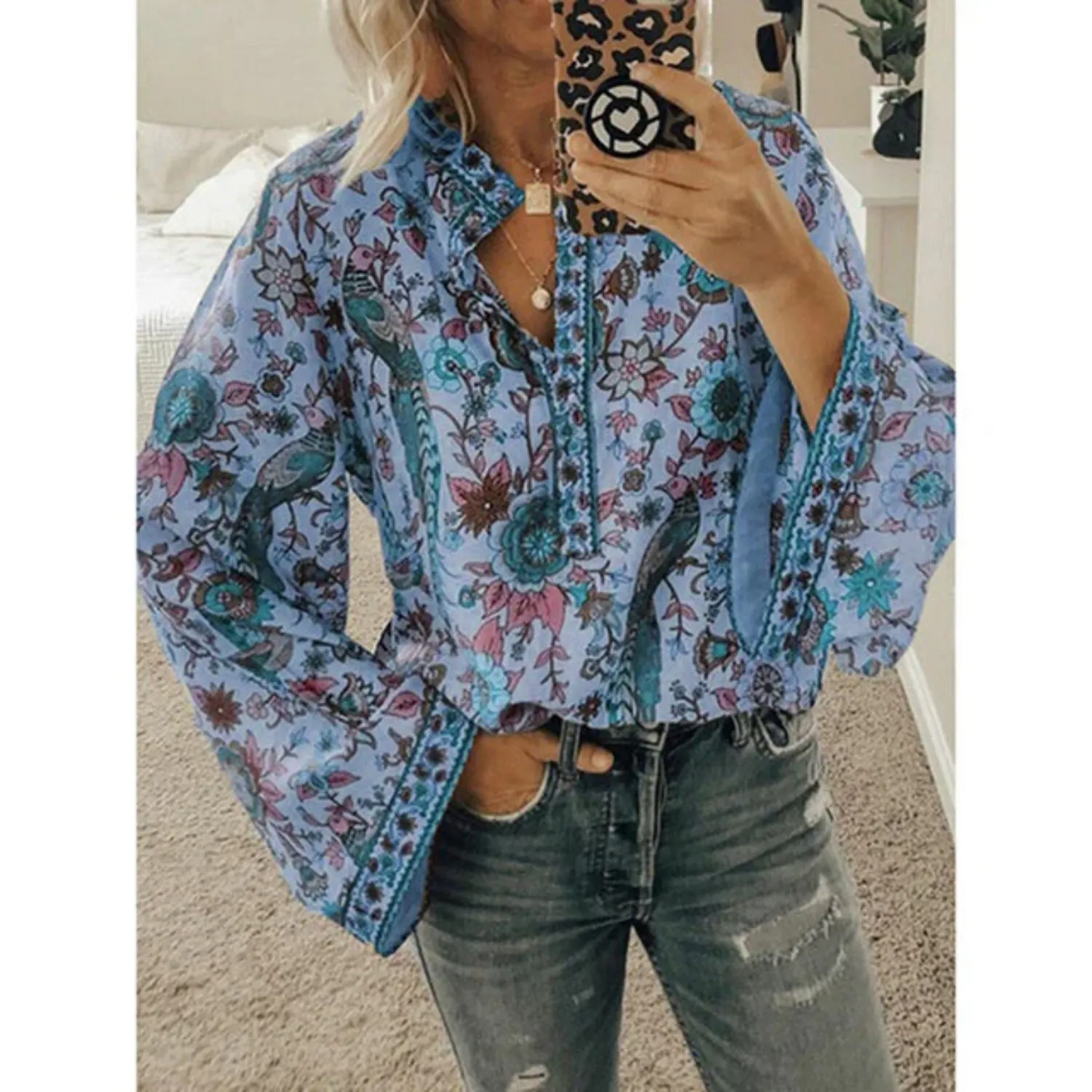 LP | relaxed and timeless blouse