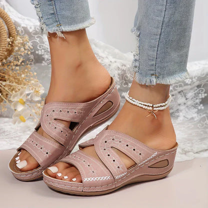 LP | Chic and relaxed sandals in general