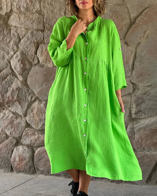 LP | Loose shirt in a maxi dress with layered slit in batik look