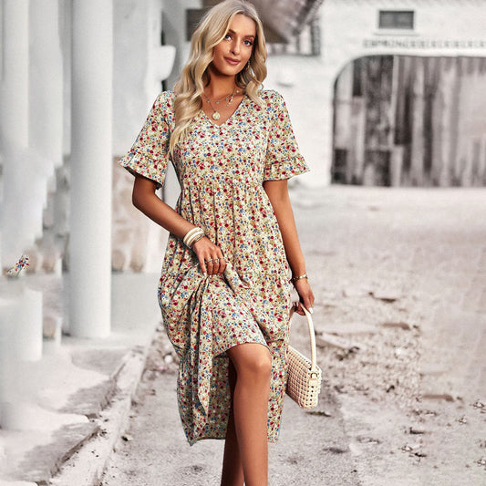 Elegant floral mini dress for women