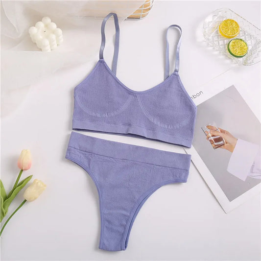 Seamless underwear set with sexy high waist!