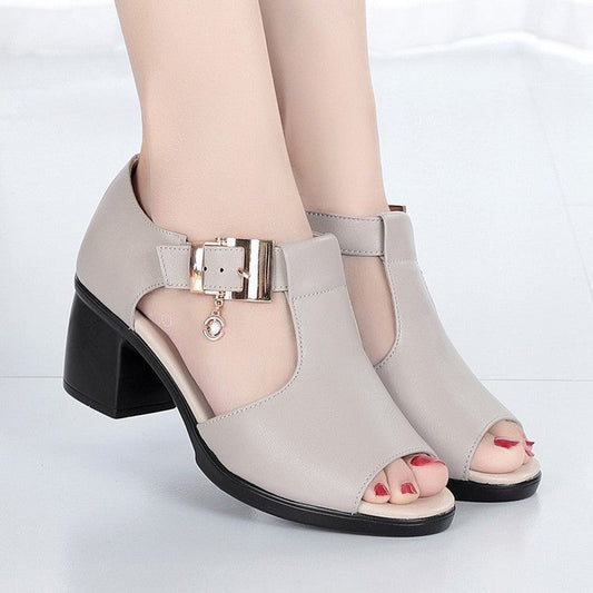 LP | Casual and airy sandals
