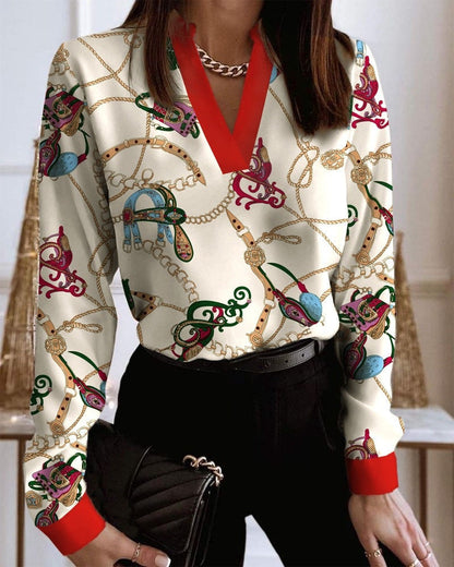 Blouse - V-neck and loose fit