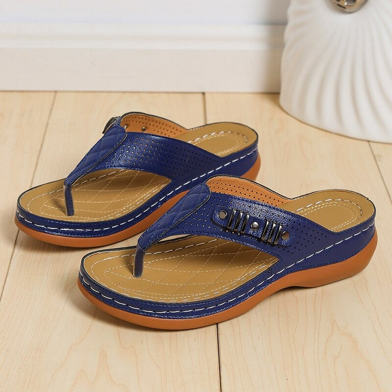 LP | Modern, lightweight sandals