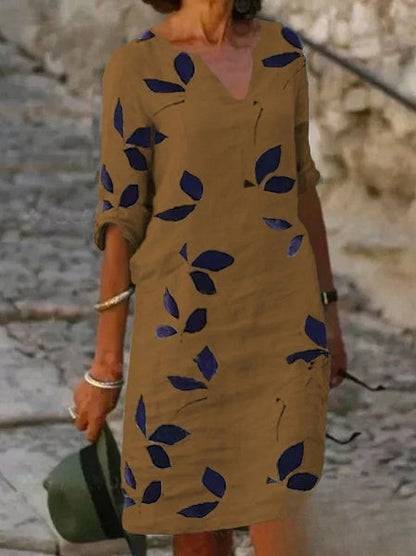 LP | Basic dress with half sleeves and floral print.