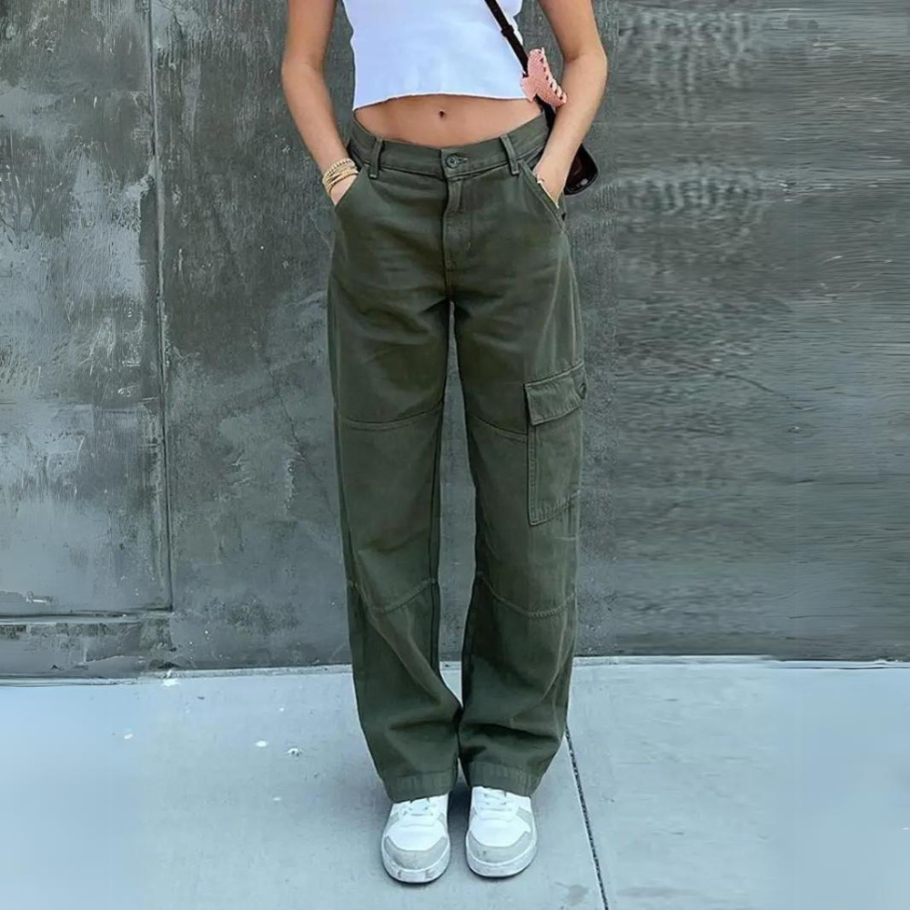 Pants-with-tight-buttons-for-ladies
