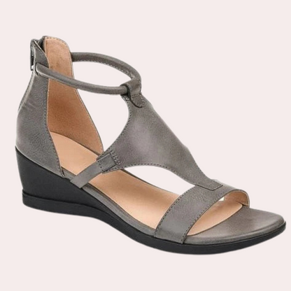 Aldys - Elegant summer sandals for women