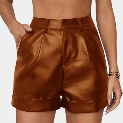 Daisy - Elegant shorts for women