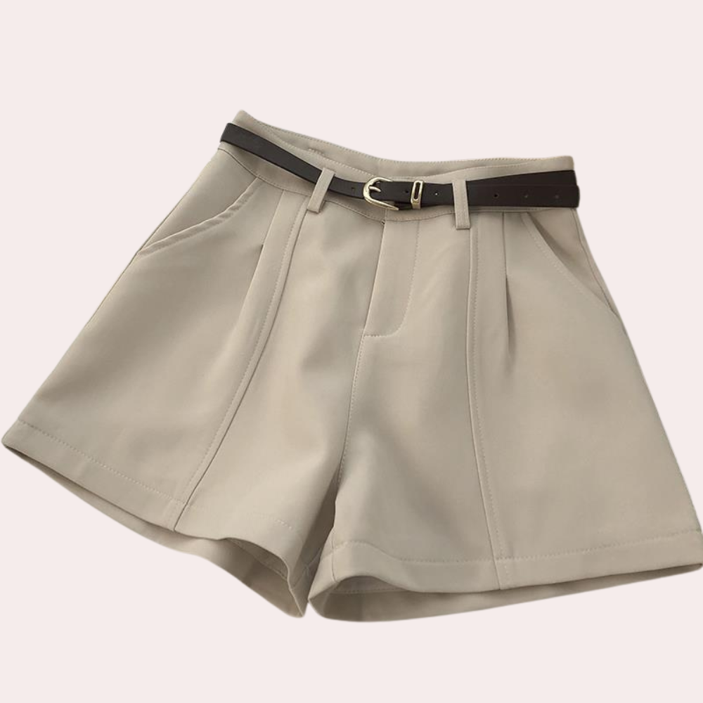 Klaras - Elegant wide-leg shorts for women