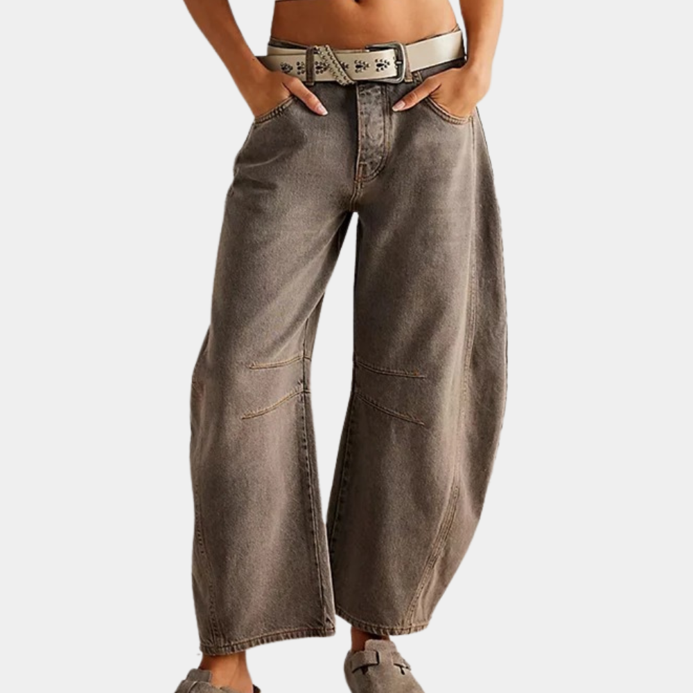 Trendy wide-leg jeans for women