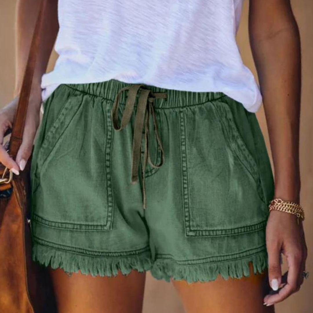 Delfine - Women's shorts with side pockets, effortless style