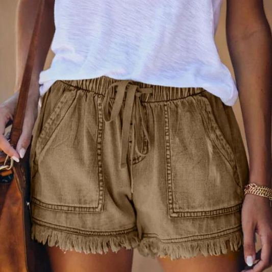 Delfine - Women's shorts with side pockets, effortless style