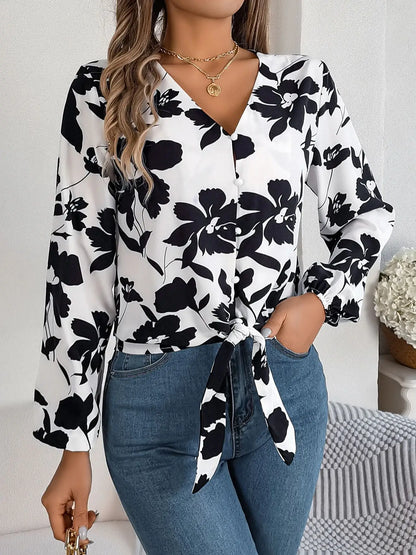 LP | Modern, lightweight blouse