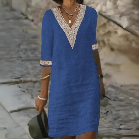 LP | Elegant vintage dress with v-neckline