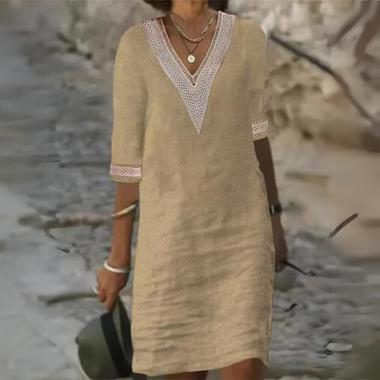 LP | Elegant vintage dress with v-neckline
