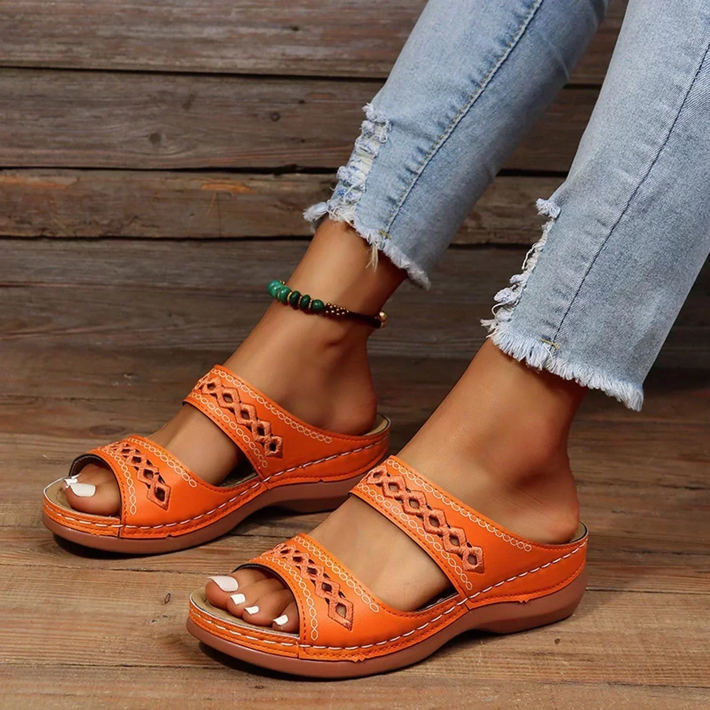 LP | Versatile-and-comfortable generic slippers