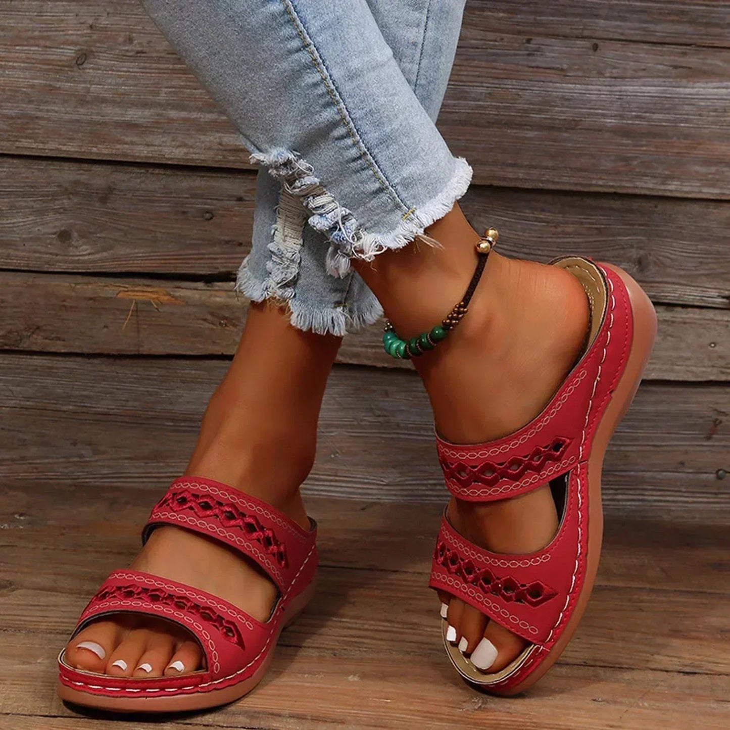 LP | Versatile-and-comfortable generic slippers