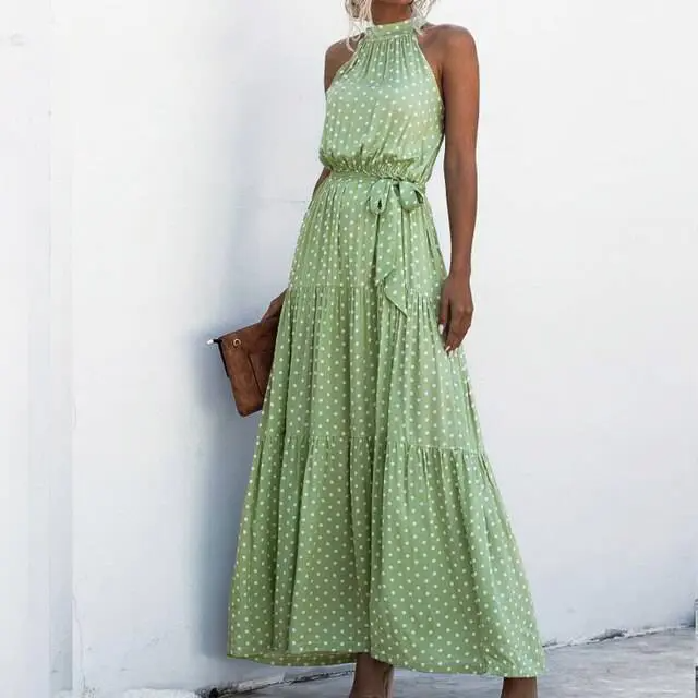LP | Strapless maxi dress with floral print.