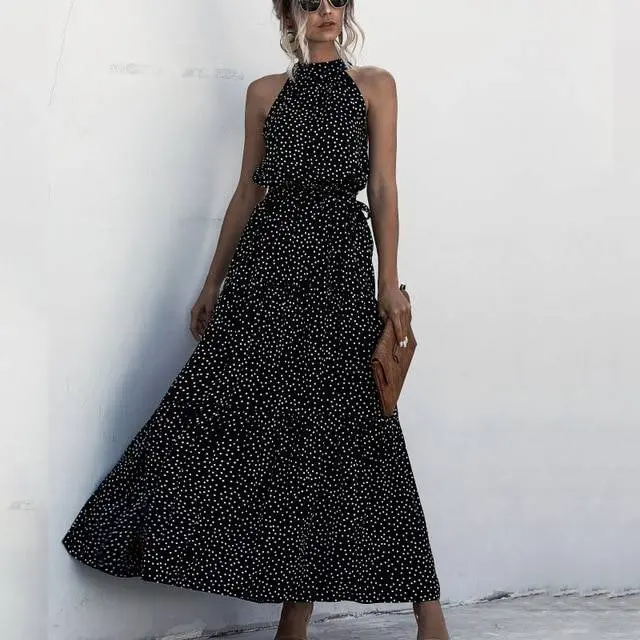 LP | Strapless maxi dress with floral print.