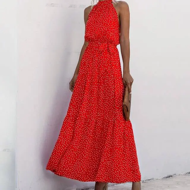 LP | Strapless maxi dress with floral print.