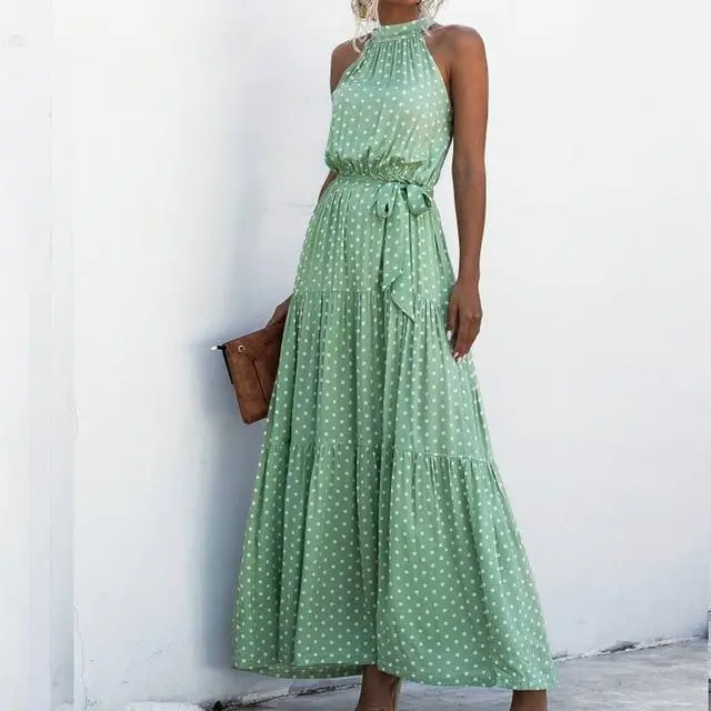 LP | Strapless maxi dress with floral print.