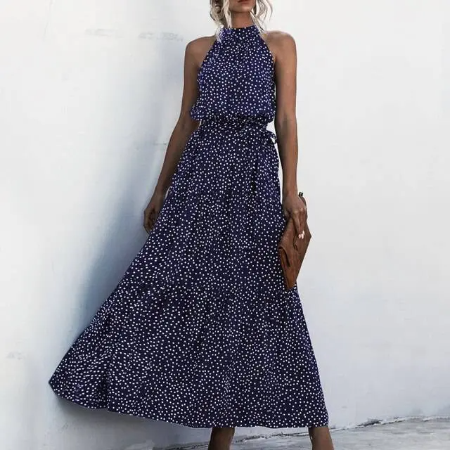 LP | Strapless maxi dress with floral print.