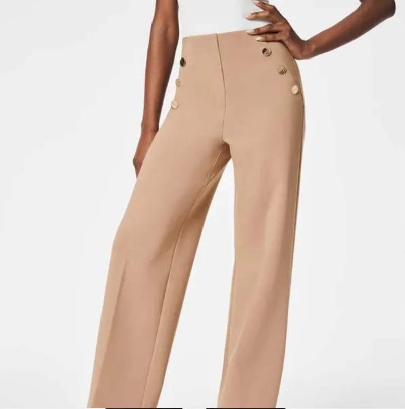 Wide-leg pants with buttons