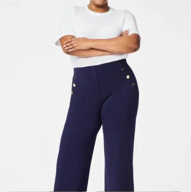 Wide-leg pants with buttons