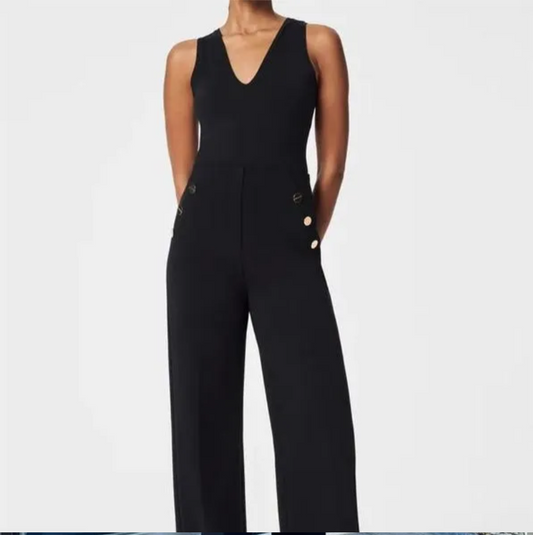 Wide-leg pants with buttons