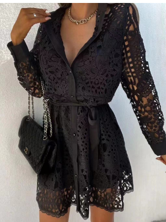 LP | Wide V-neck dress with long sleeves
