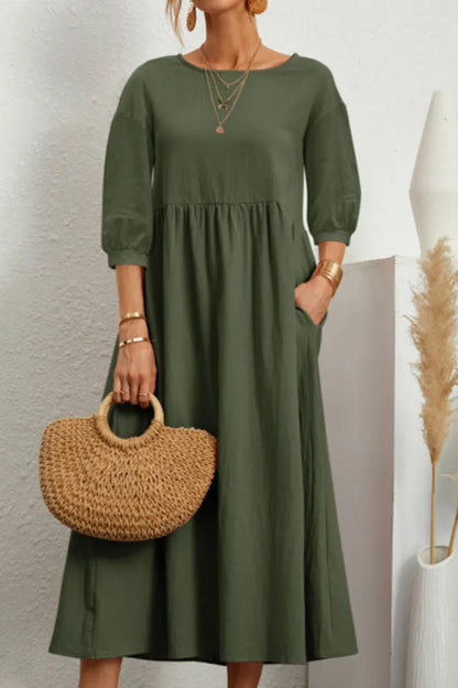 LP | Simple casual dress with O-neckline and A-line.
