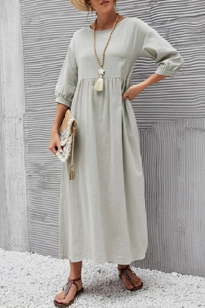 LP | Simple casual dress with O-neckline and A-line.