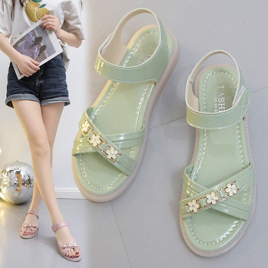 LP | Feminine and airy sandals