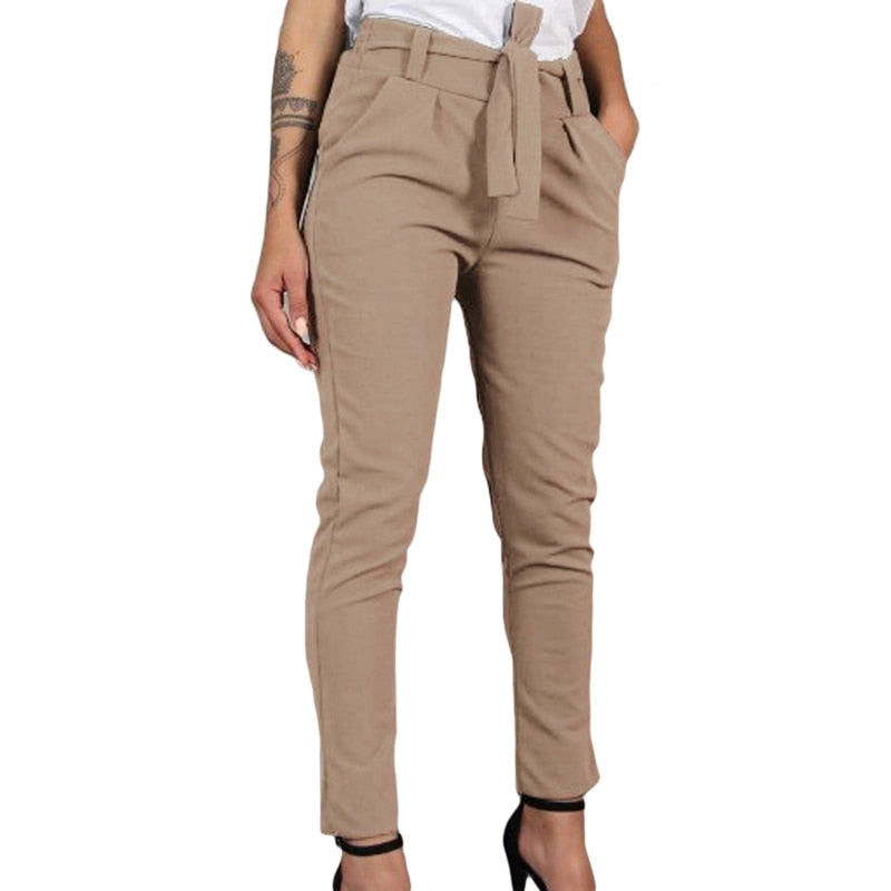 Letizia pants for an elegant, formal look