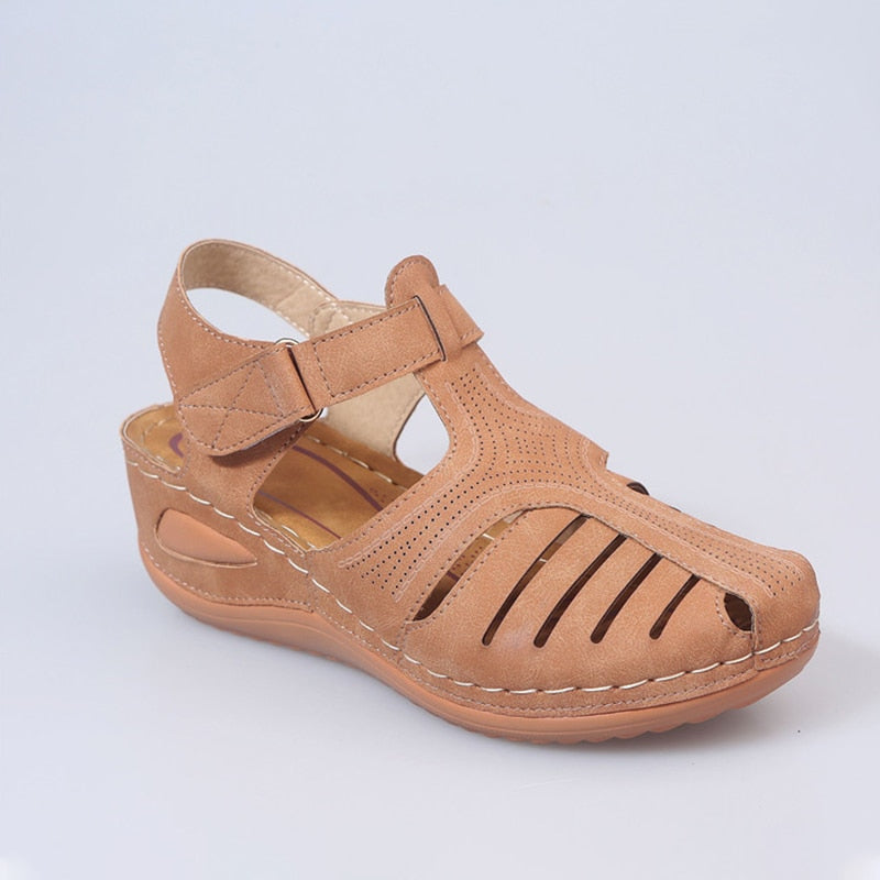 LP | Lively and light sandals