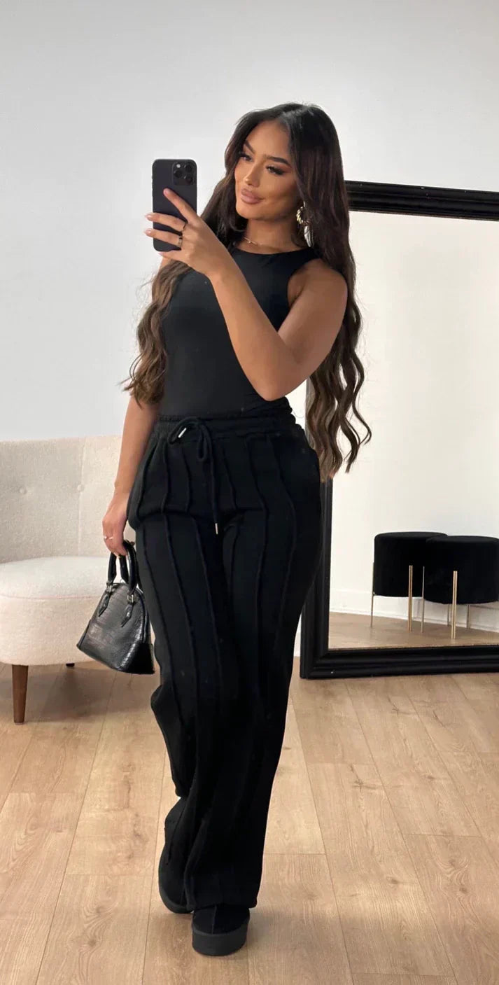 Casual pants-with-wide-legs-for-ladies