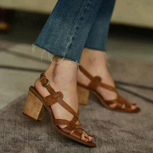 LP | Low Heeled Sandals