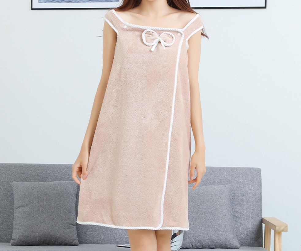 Absorbent bath towel