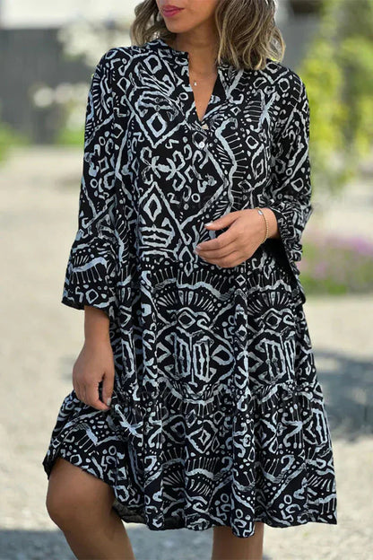 LP | Casual dress with geometric print and buttons, V-neck, tartan skirt