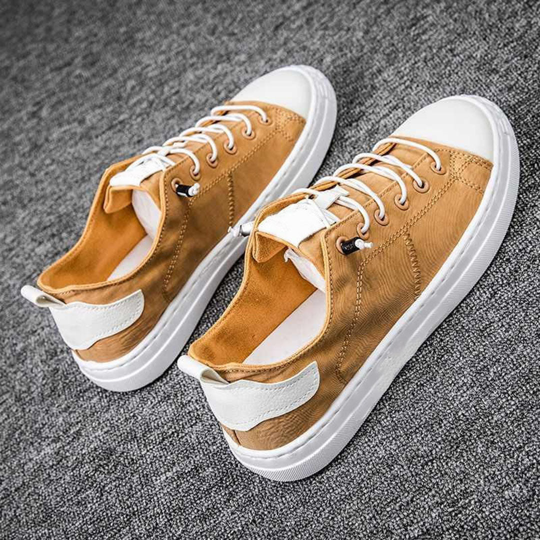 LP | Cool and relaxed sneakers