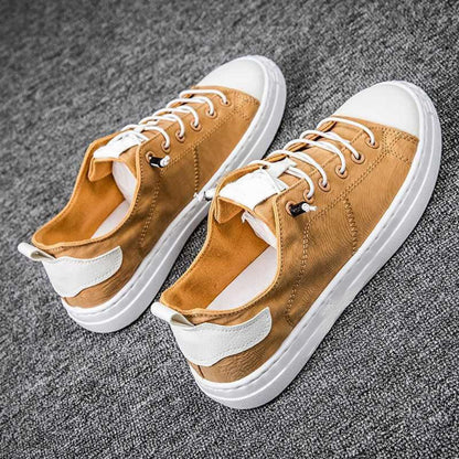 LP | Cool and relaxed sneakers