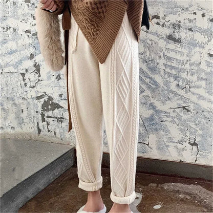 Elegant patterned pants for ladies
