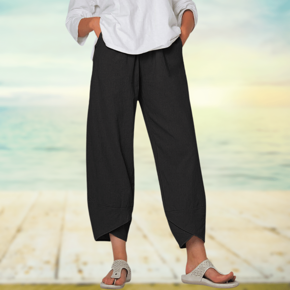 Soft short pants for women
