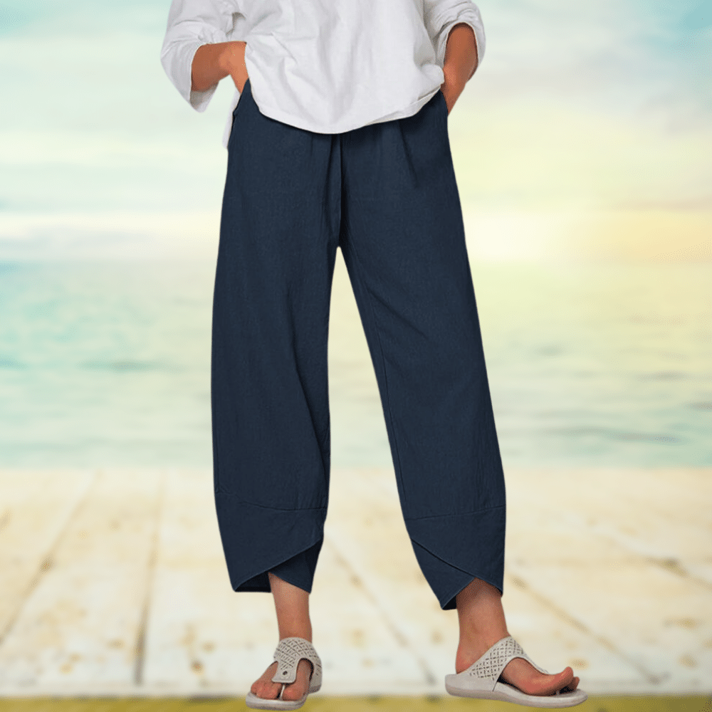 Soft short pants for women