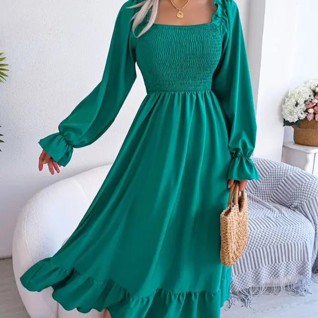 LP | Long-sleeved dress.